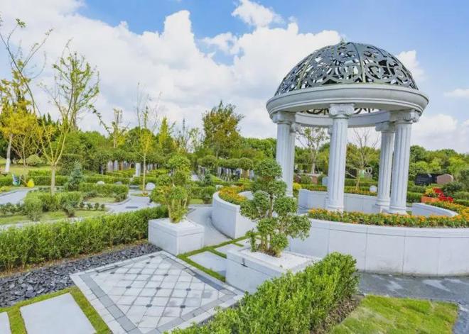 球盟会：殡葬豪宅不香了？76万一平米墓地遇冷“福寿园”神话跌落神坛了(图1)