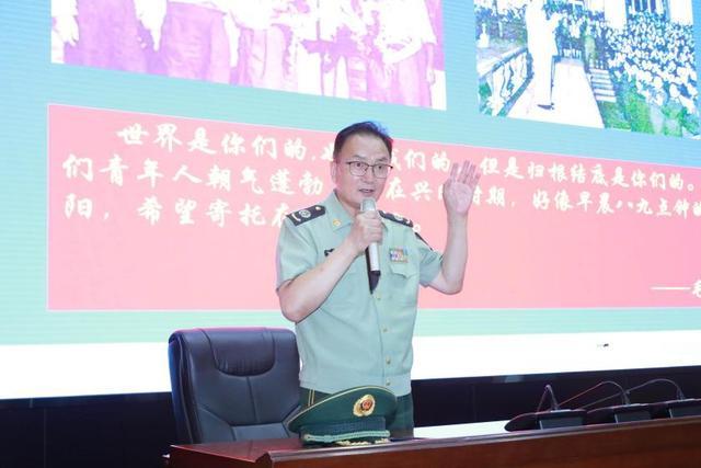 球盟会入口：铁血军魂砺壮志薪火相传报国情沉浸式国防教育课烙下红色爱国印记(图2)