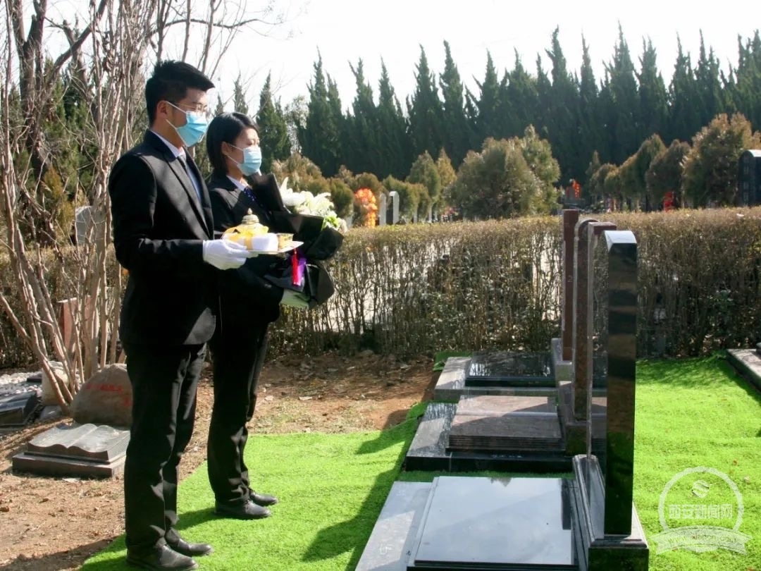 国务院常务会议这个词不仅解释了养老机构减少的深层次原因还指明了发展的方向(图1)