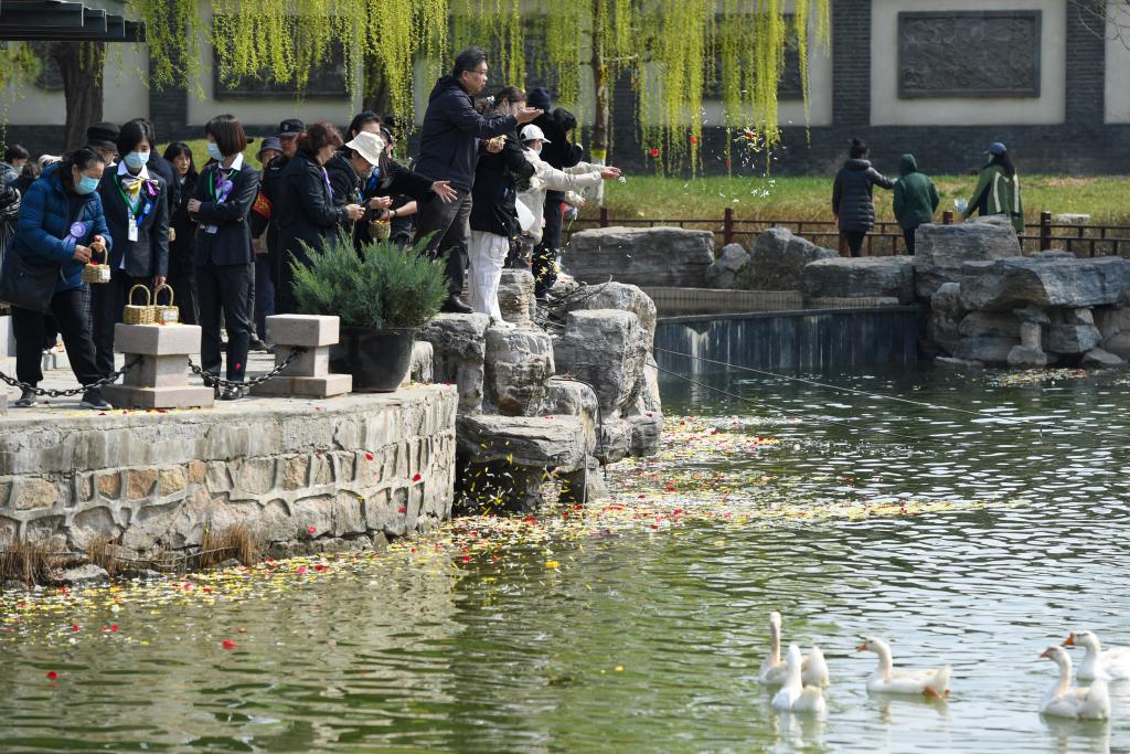 球盟会入口：建立健全基本殡葬服务制度 更好实现“逝有所安”(图1)