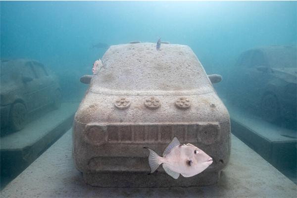 球盟会：迈阿密将22辆“汽车”推入海底 给珊瑚当家(图4)