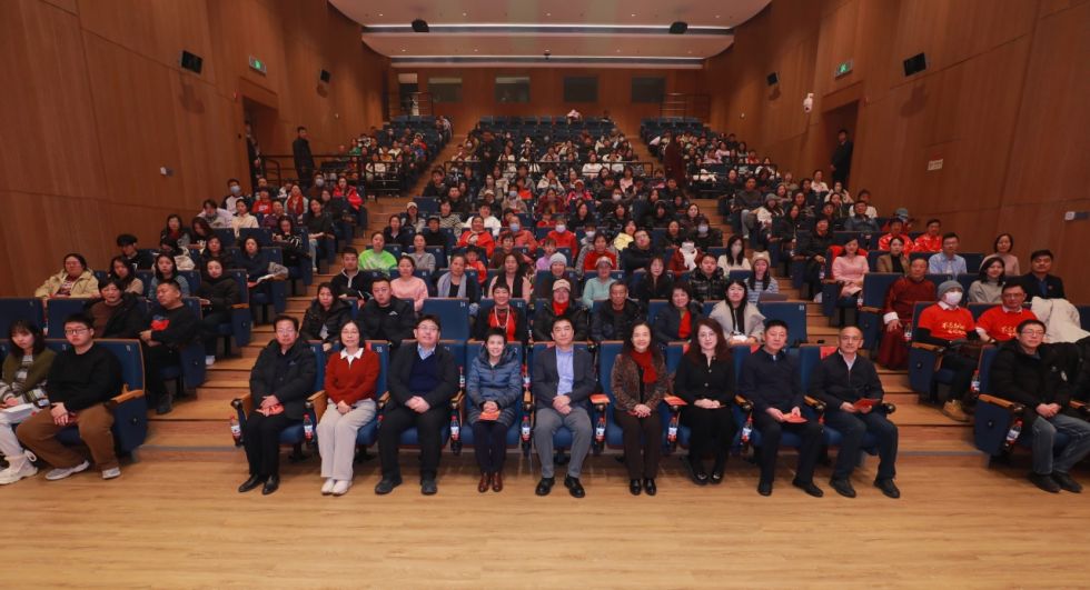 北京市学习贯彻党的二十届四中全会精神“理论+百姓+文艺”特色宣讲团巡讲圆满结束(图1)