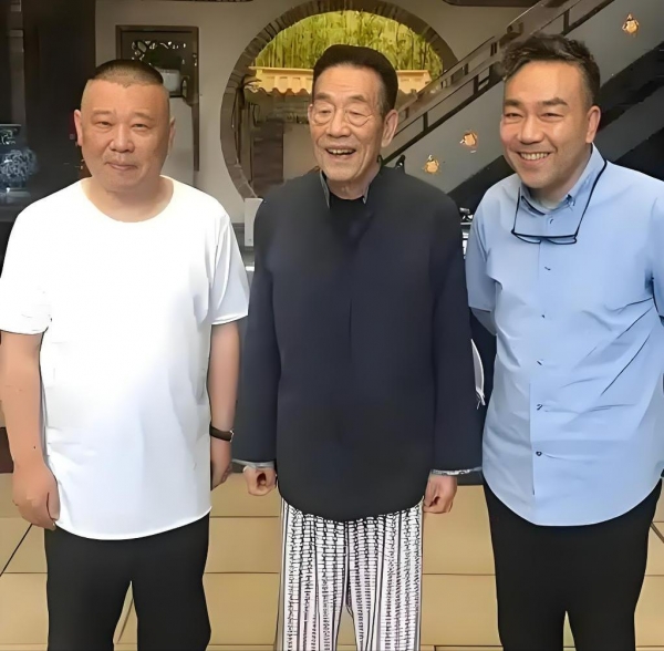 球盟会入口：杨少华灵堂曝光供桌上摆10条华子意欲何为？(图11)